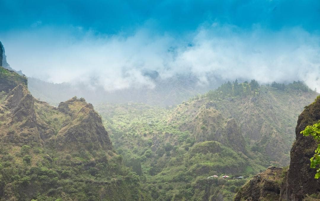 Un grain sur les Hauts : à La Réunion, la pluie est très locale