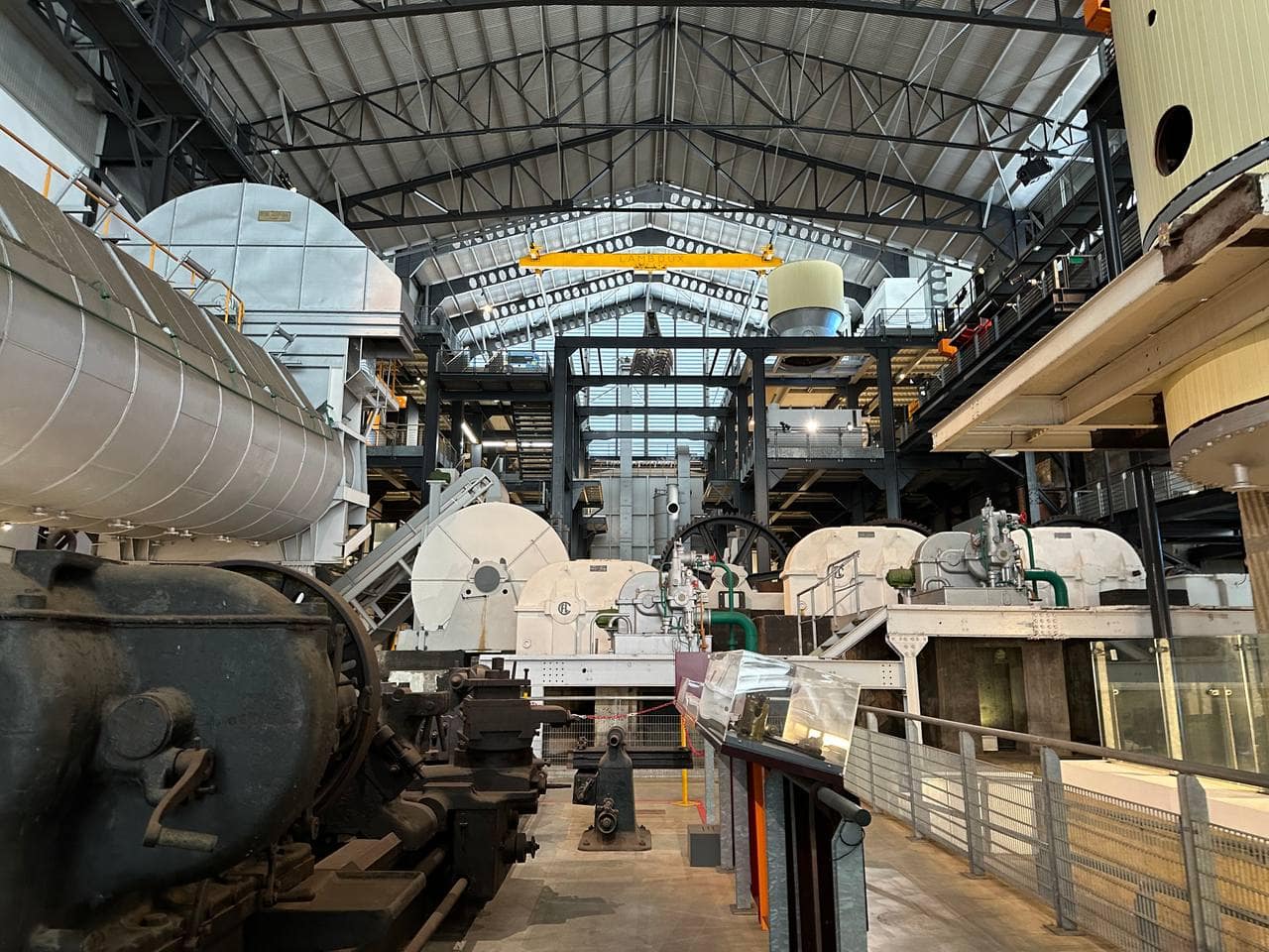 Les machines de l'ancienne usine sucrière, au cœur du musée Stella Matutina